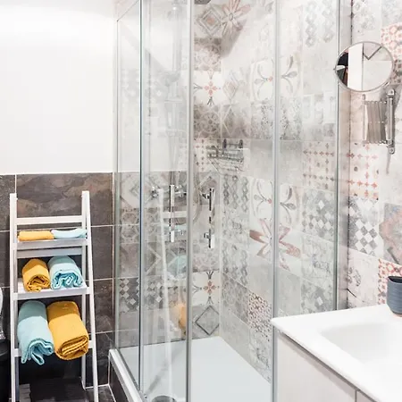 Nocleg ze śniadaniem Viktoria House 4*